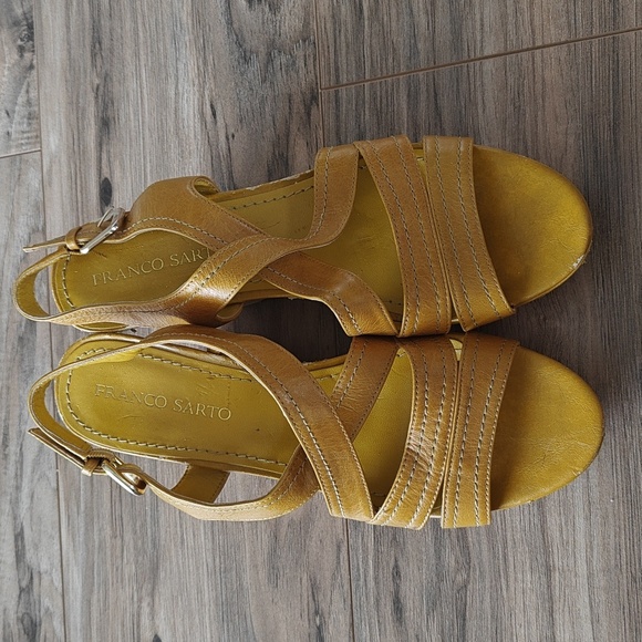 GUC Yellow wedge sandals - Picture 2 of 6